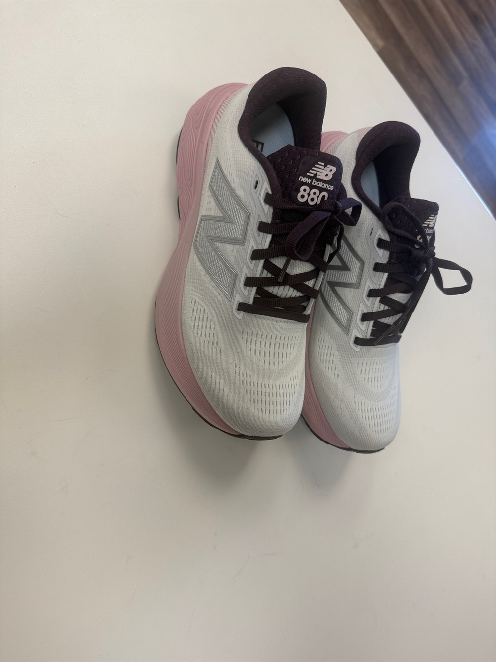 New Balance 880 Women's Running Shoes - White & Burgundy & Pink